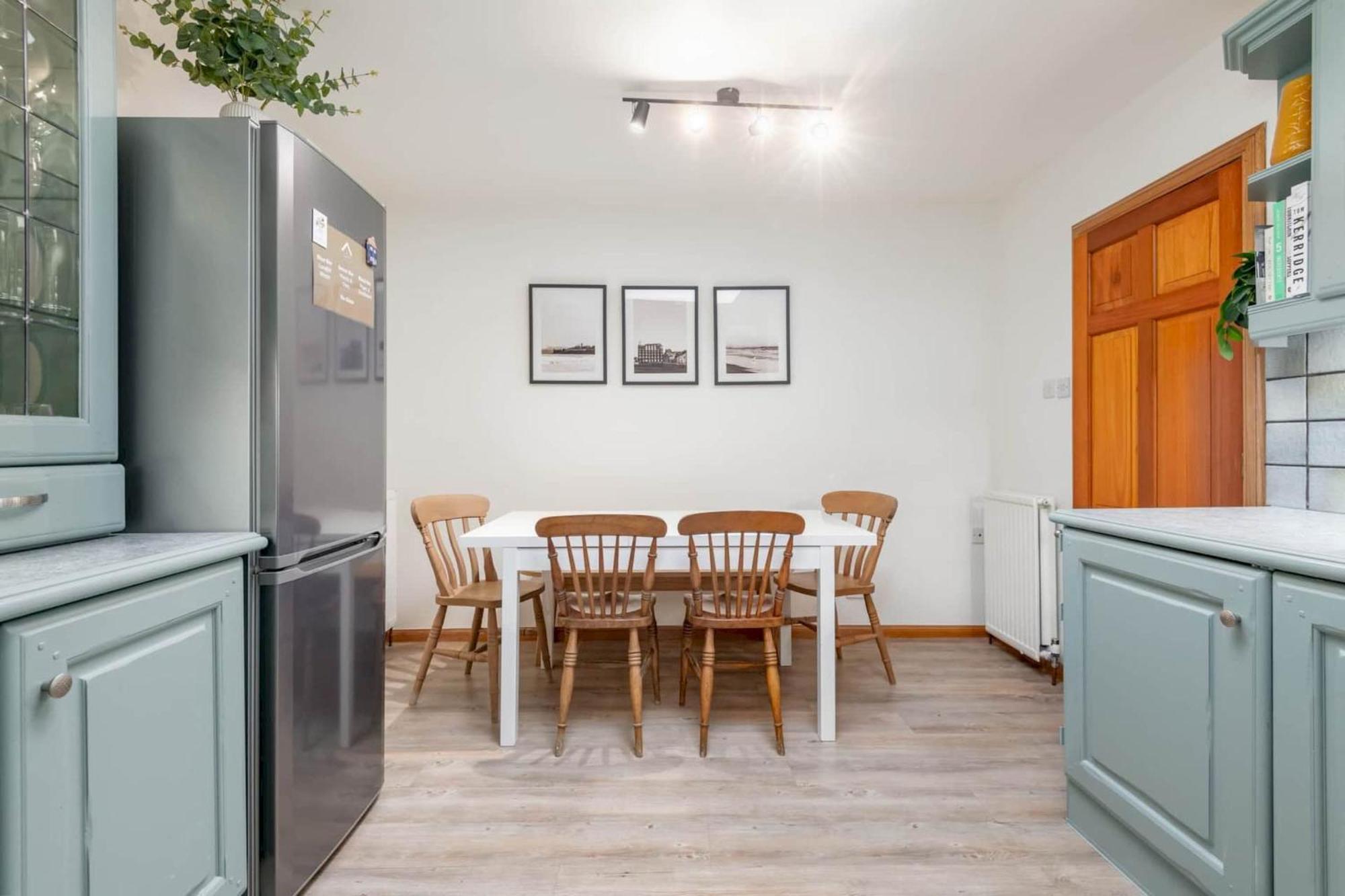 Crail Town House Villa Luaran gambar