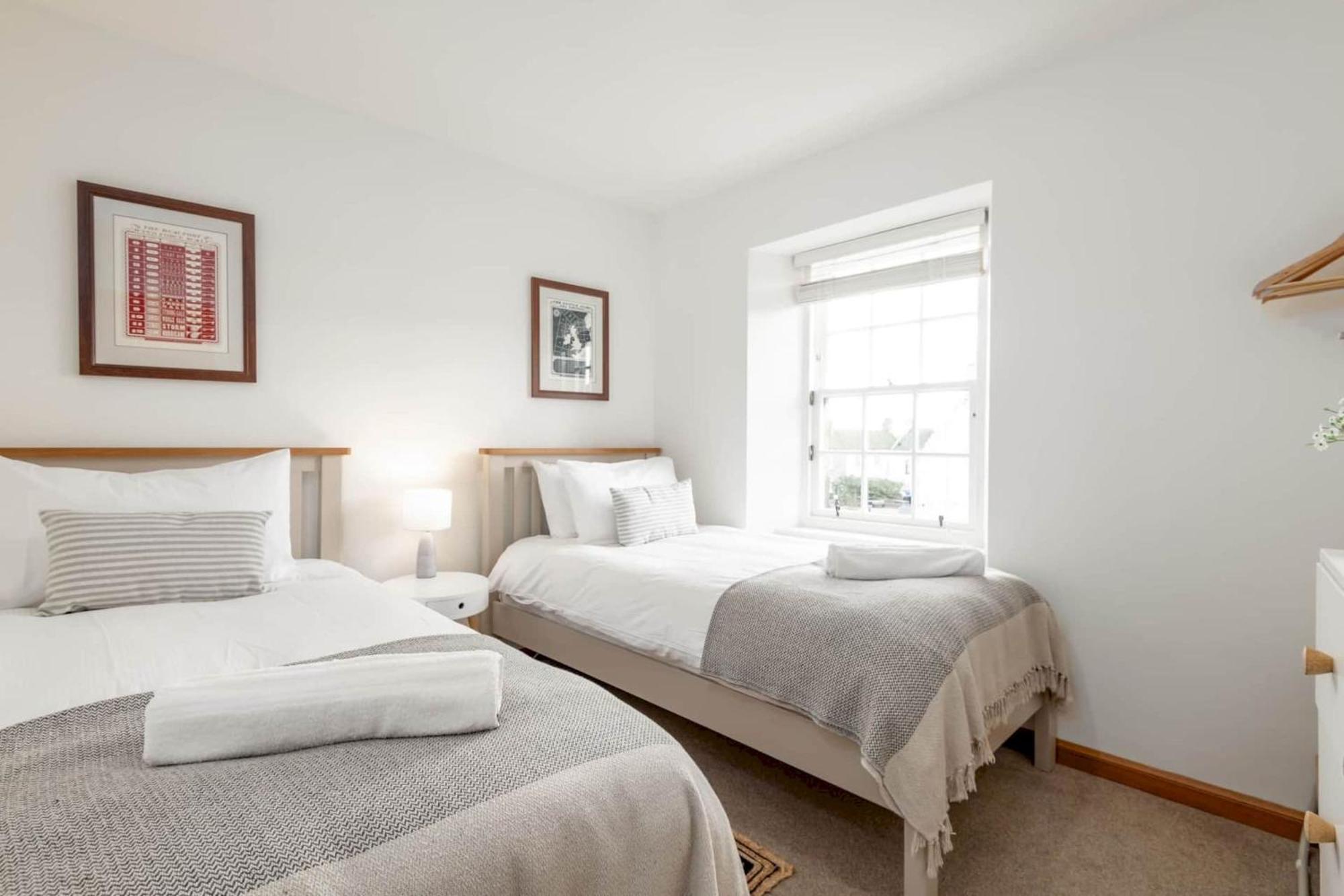 Crail Town House Villa Luaran gambar